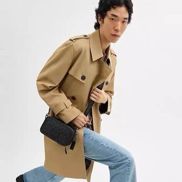 NWT Coach Men’s Wyatt Crossbody Bag In Signature Canvas CW365 - Picture 6 of 7